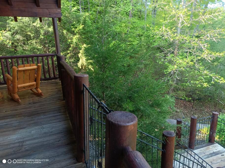 The Moose Cove Hideaway Villa Dandridge Bagian luar foto