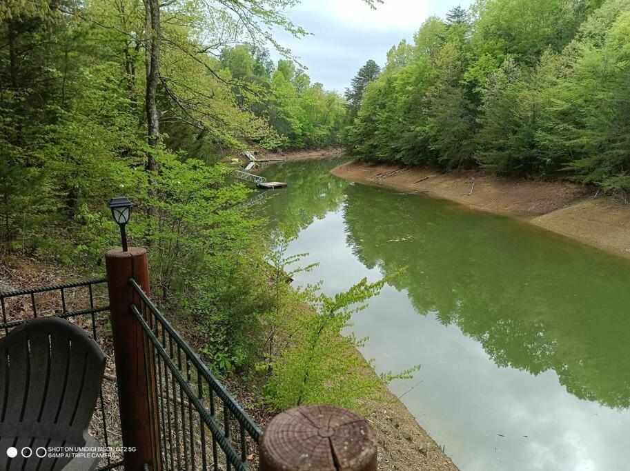 The Moose Cove Hideaway Villa Dandridge Bagian luar foto