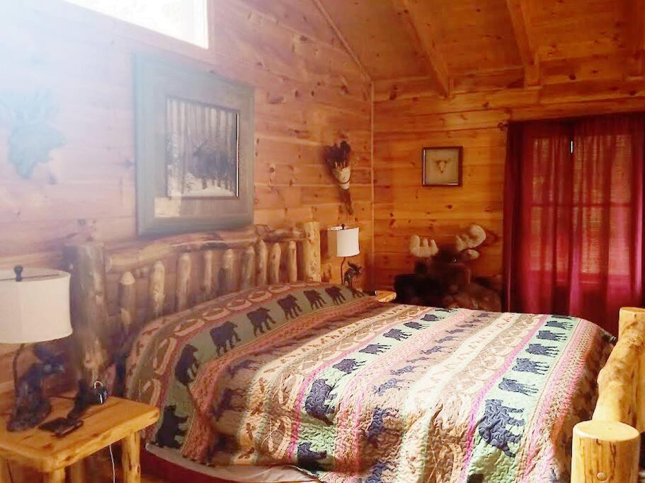 The Moose Cove Hideaway Villa Dandridge Bagian luar foto